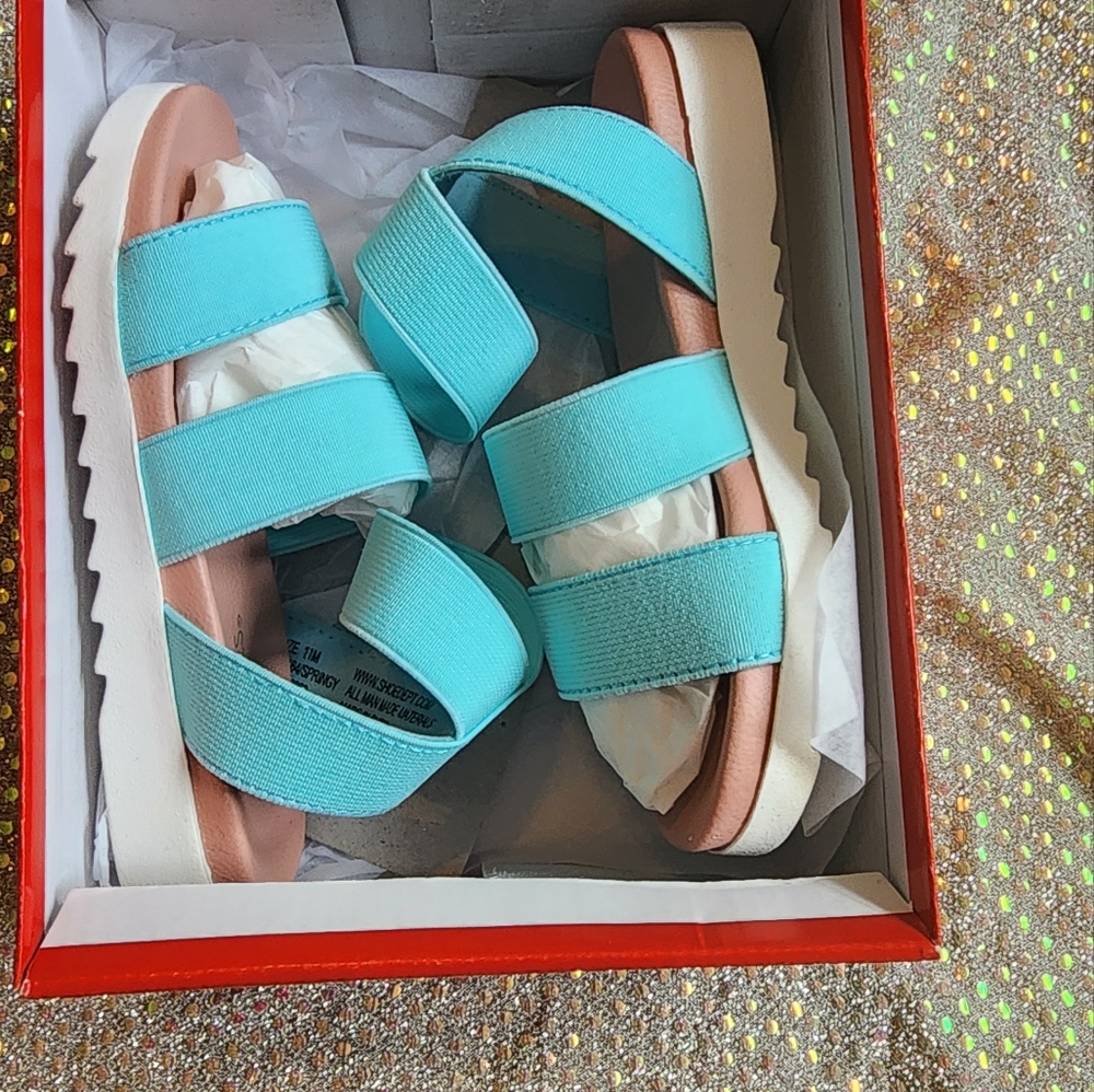 Mint Sandals - Picture 3 of 3